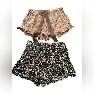 Bundle of 2 Animal Print shorts Size Medium Aerie & C. Wonder‎ Brown & Black